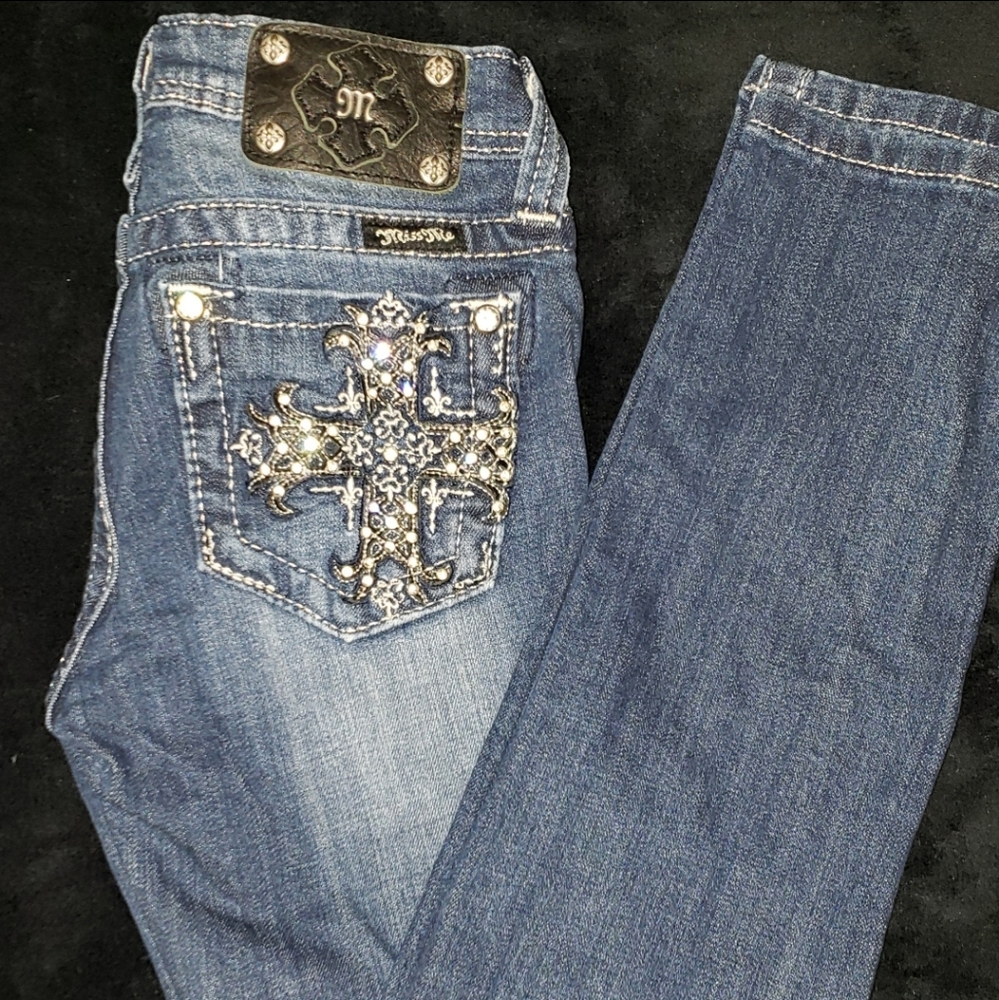 Girls Miss Me jeans